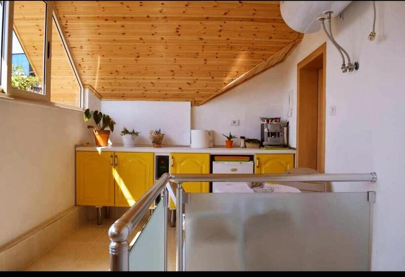 غرفة ديلوكس, Tirana Central Guesthouse