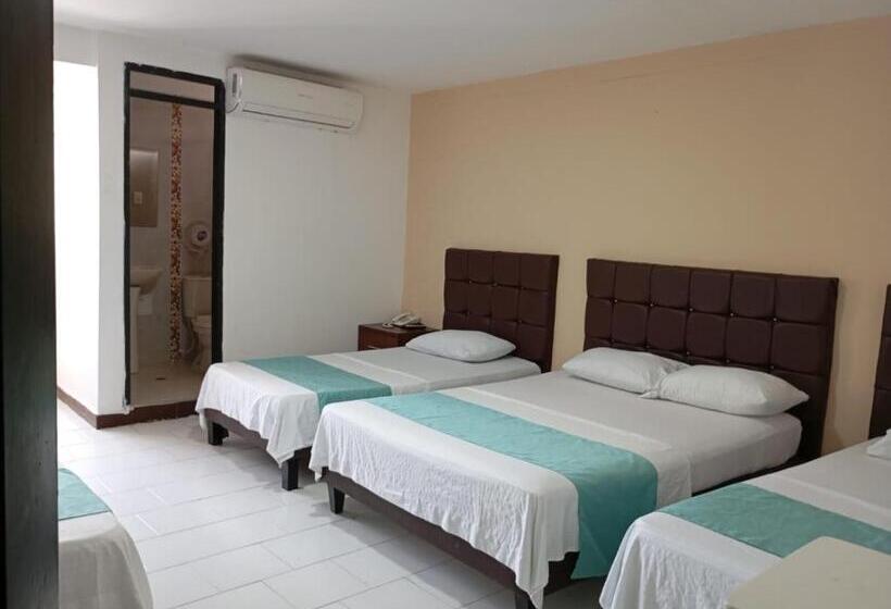 Полулюкс, Exito Barranquilla