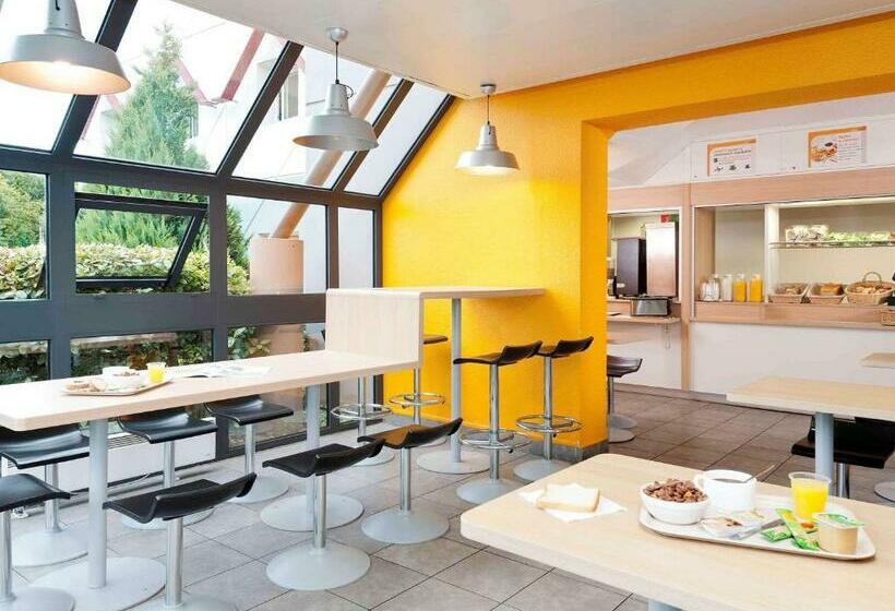 Трехместный Номер Стандарт Совместная Ванная, Tip Hotel Cambrai Ex Hotel F1