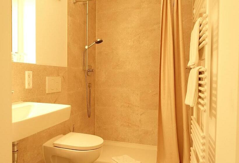 Апартаменты 1 Спальня с Балконом, Gästehaus Hornstein
