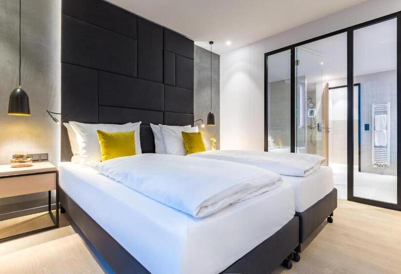 Полулюкс, Radisson Blu Hotel, Mannheim