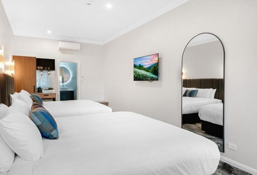 패밀리 룸, St Hugh Hotel Wagga Wagga