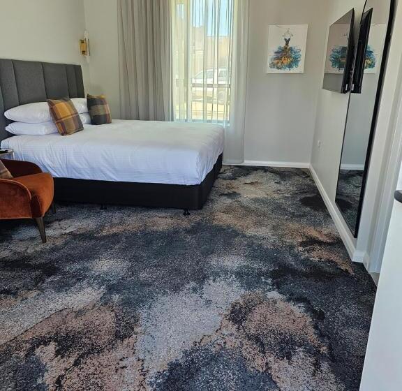 장애인을 위한 킹사이즈 침대 스탠다드 룸, St Hugh Hotel Wagga Wagga