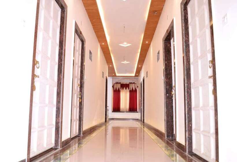 标准间, Rudraksh Hotel & Restaurant
