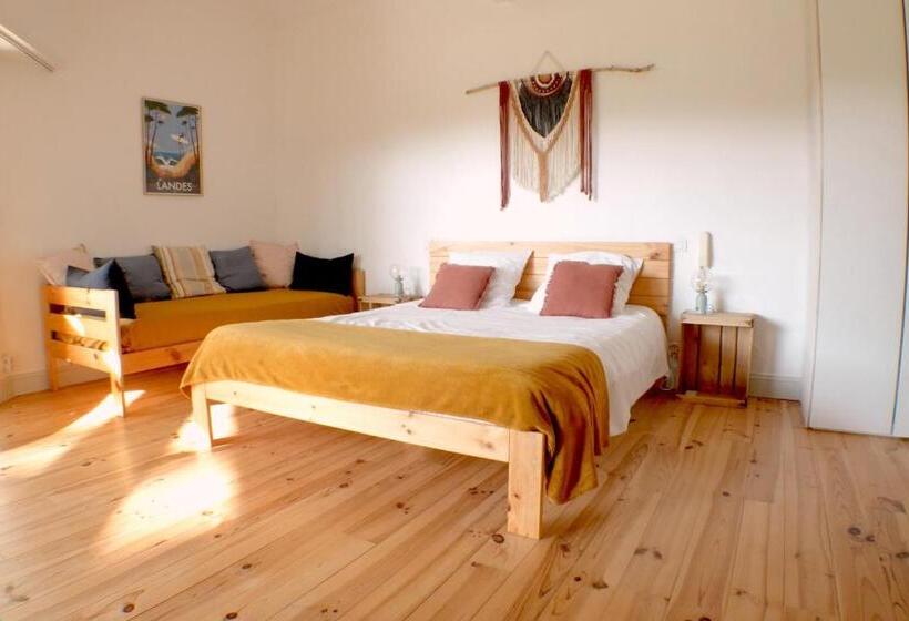 Трехместный Номер Стандарт Вид на Сад, La Villa Des 3 Pins