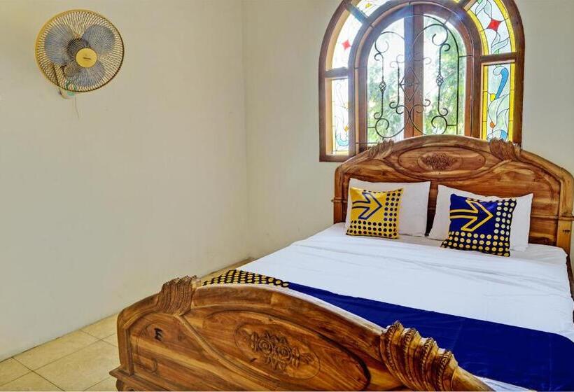 Номер Economy, Spot On 93144 Homestay H. Syarif Syariah   Bandar Gresik 2