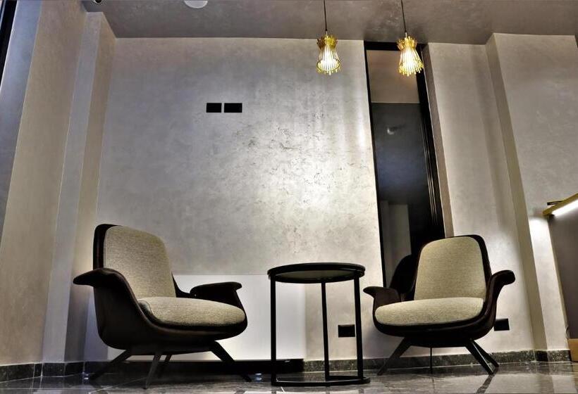 패밀리 스위트, Relax Inn Hotel Durres