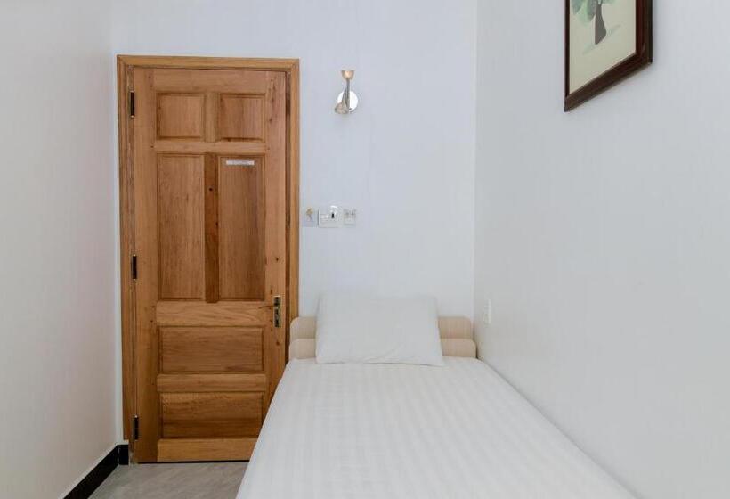 اتاق لوکس با بالکن, Thành Tính Hotel   Khách Sạn Phú Yên