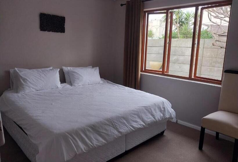 Номер Стандарт, Serenity Shores Backpackers