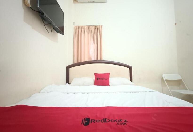 디럭스 룸, Reddoorz Syariah Near Rumah Sakit Umum Wisata Uit