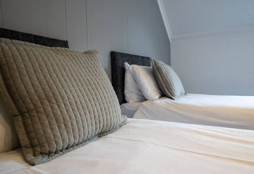 Номер Стандарт, Winchelsea Lodge