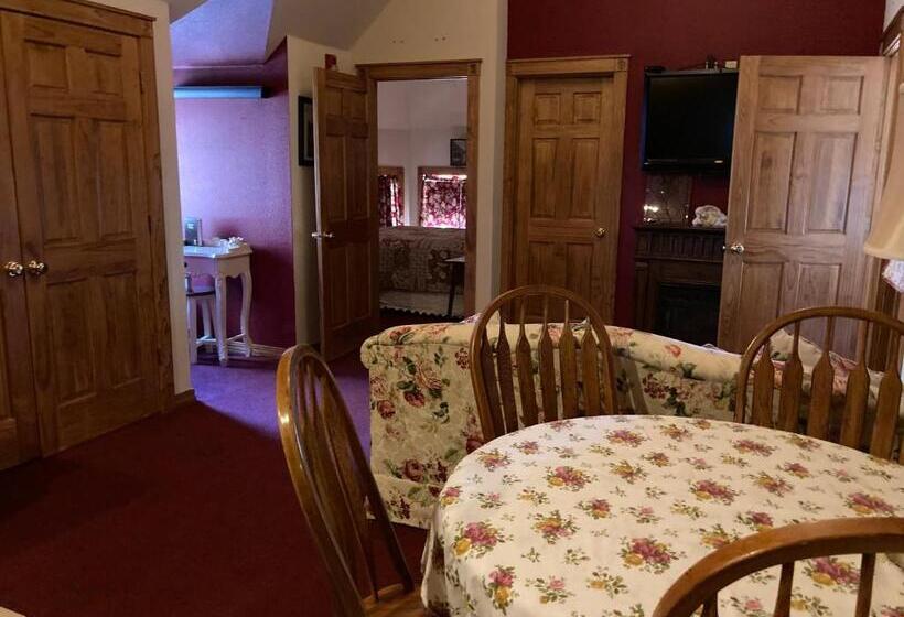 Family Suite, All Seasons Inn