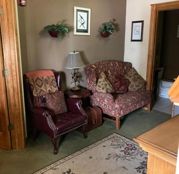 Люкс 2 Спальни, All Seasons Inn