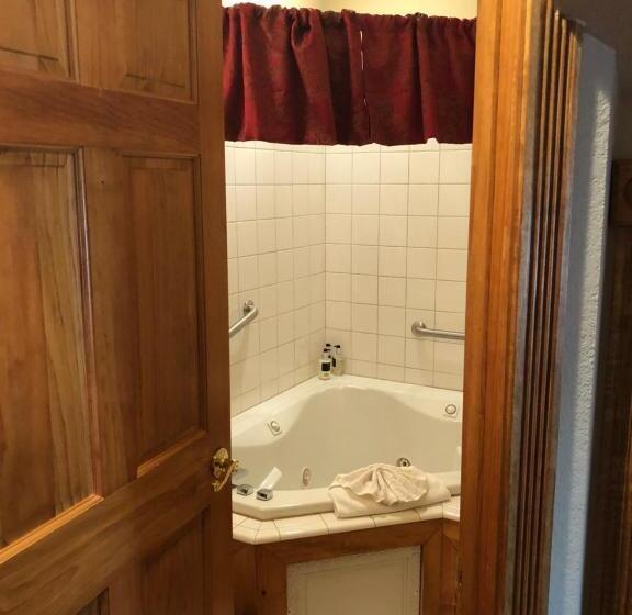 Люкс Повышенной Комфортности, All Seasons Inn