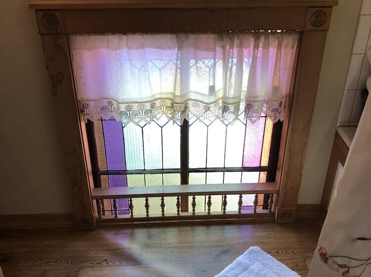 スタンダードルーム, All Seasons Inn