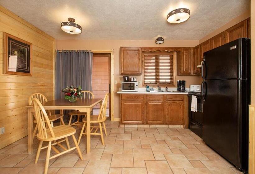 Студия Deluxe, Flat Creek Inn