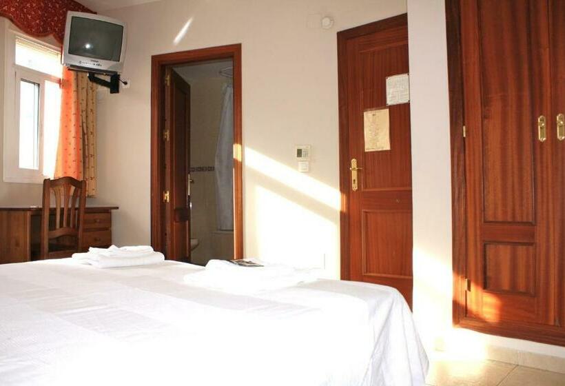 اتاق استاندارد, Hostal Carlos 2