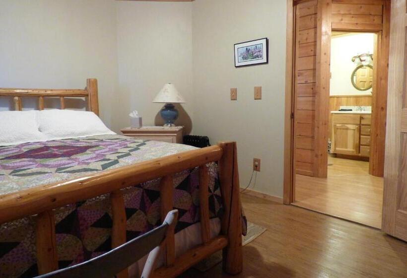 Quarto Estandar com Vistas, Juneberry Lodge