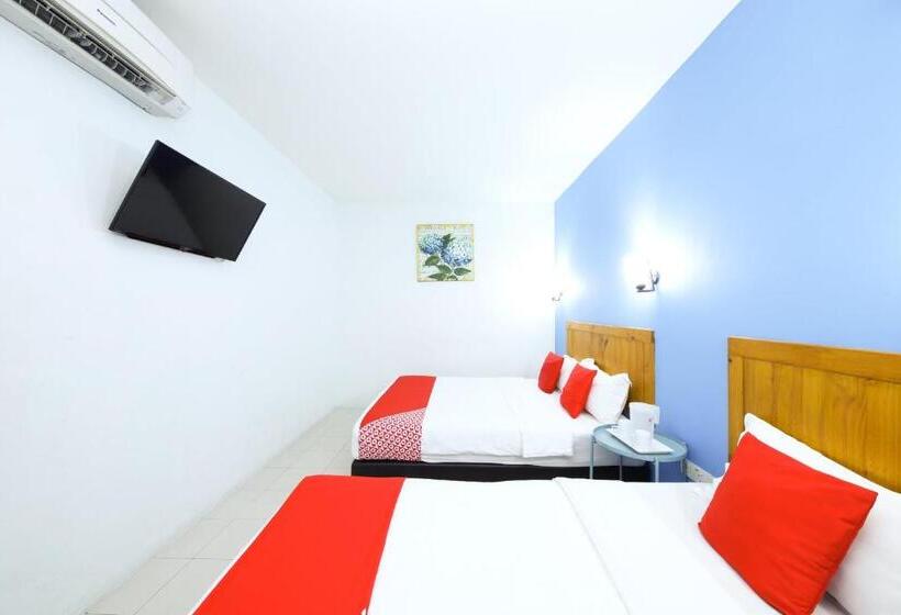 Люкс Superior, Midah Inn Puchong