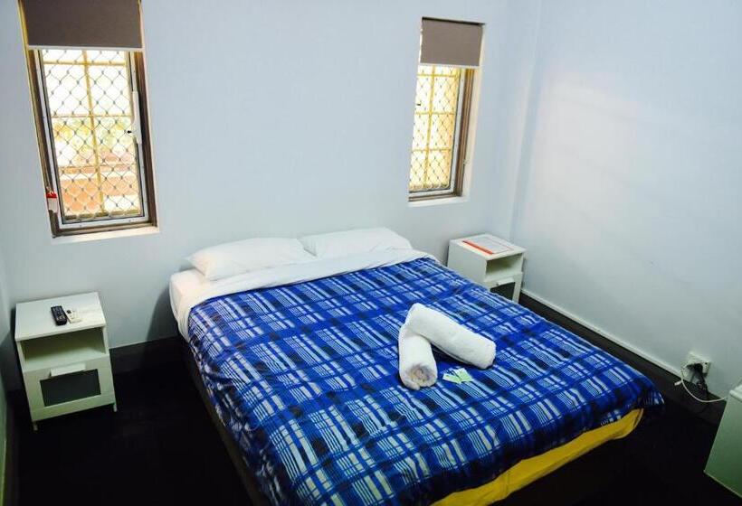 스탠다드 룸, The Emperors Crown Hostel