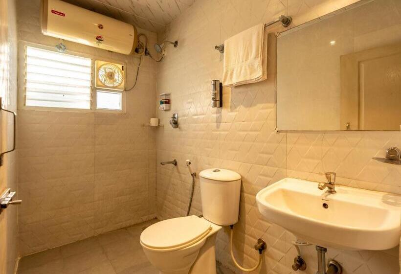 Стандартный Номер Кровать Кинг, Seasons Suites   Koramangala