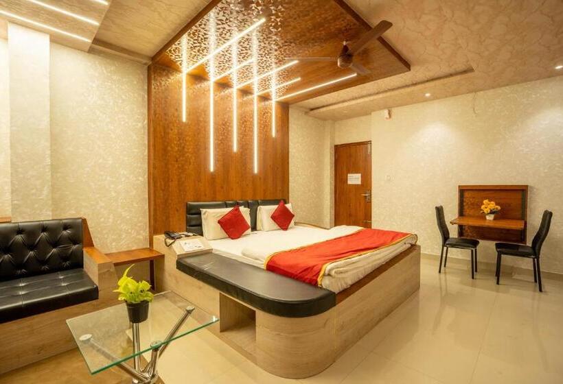 Четырехместный Номер Superior, Seasons Suites   Koramangala