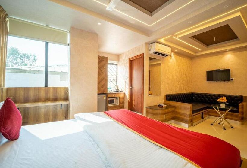 Апартаменты 5 спален, Seasons Suites   Koramangala