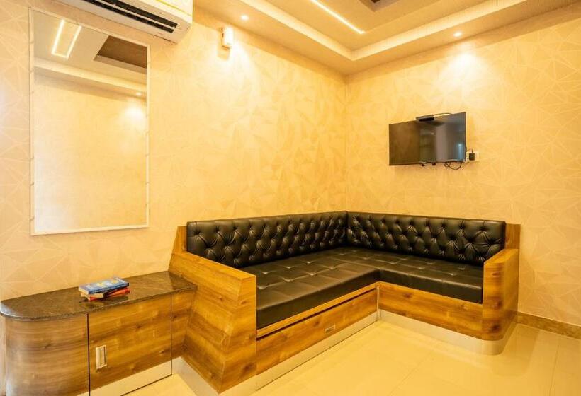 Апартаменты 5 спален, Seasons Suites   Koramangala