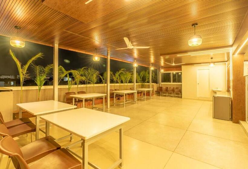 Дом 1 Спальня, Seasons Suites   Koramangala