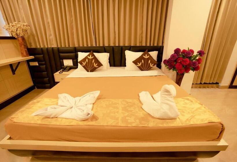 Студио Стандарт Кровать Кинг, Seasons Suites   Koramangala