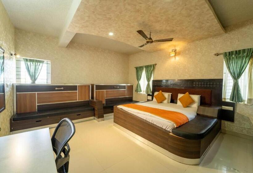 Апартаменты 2 Спальни, Seasons Suites   Koramangala
