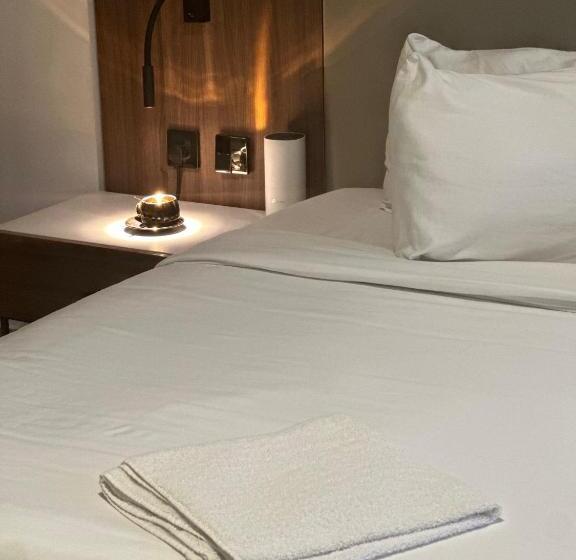 سوییت اجرایی, Guided Hospitality   Luxury Accommodations