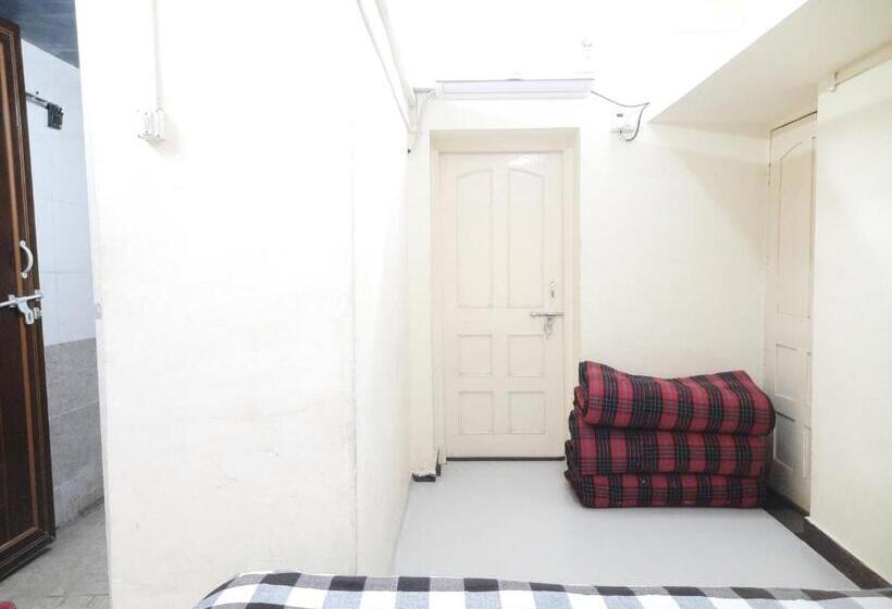 Номер Стандарт, Shriguru Guest House Akkalkot