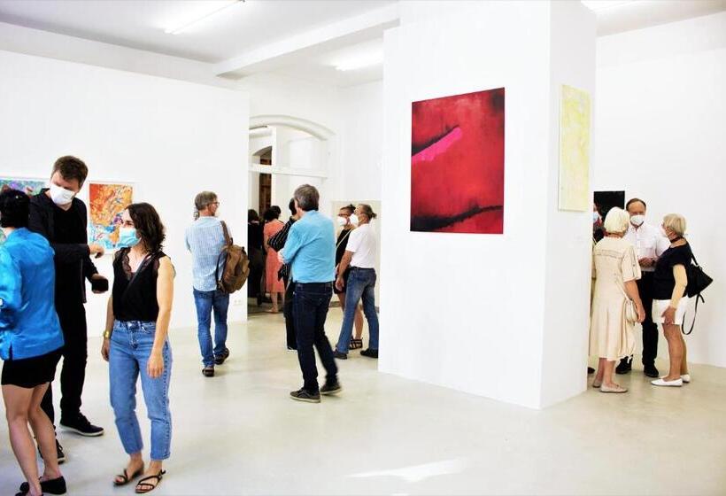 Номер Superior Кровать Кинг, Künstlerzimmer Im Kulturhaus Häselburg