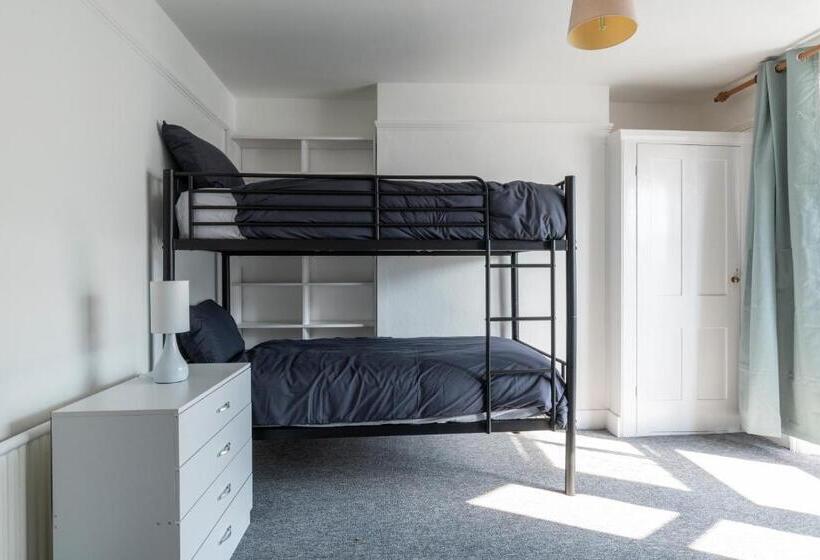 Четырехместный Номер Стандарт, Quality Stay Room