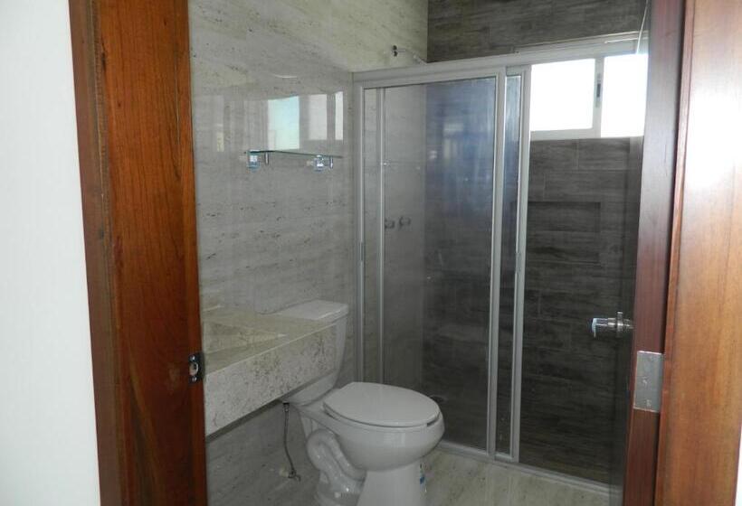 سوئیت با بالکن, Acl Suites