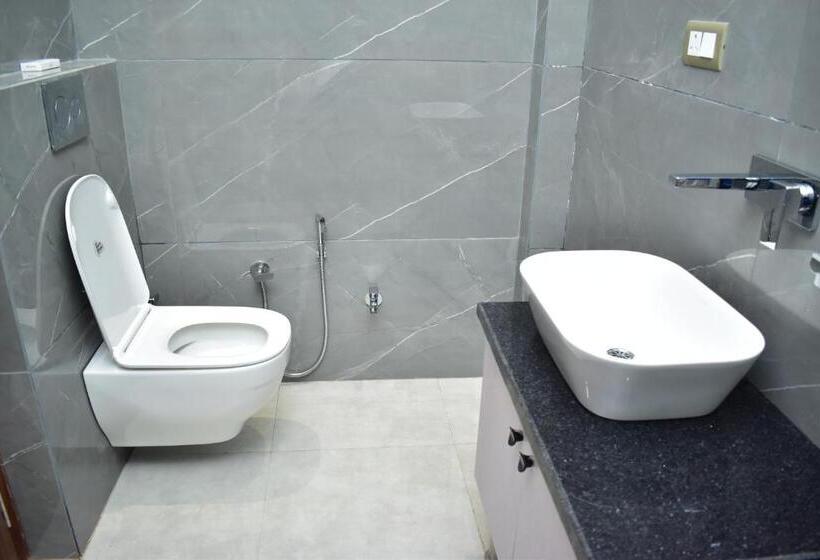 Pokój Deluxe z Balkonem, Qotel Hotel Signature Bnb Ashok Vihar