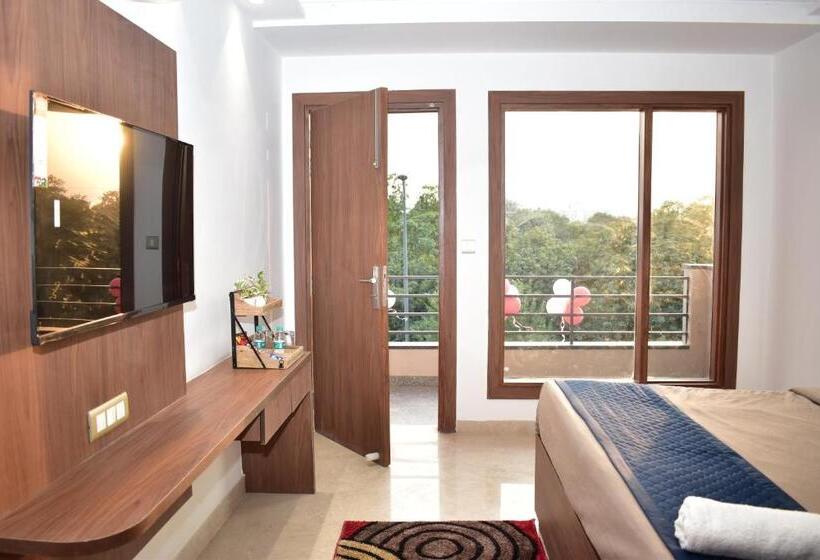 Pokój Deluxe z Balkonem, Qotel Hotel Signature Bnb Ashok Vihar