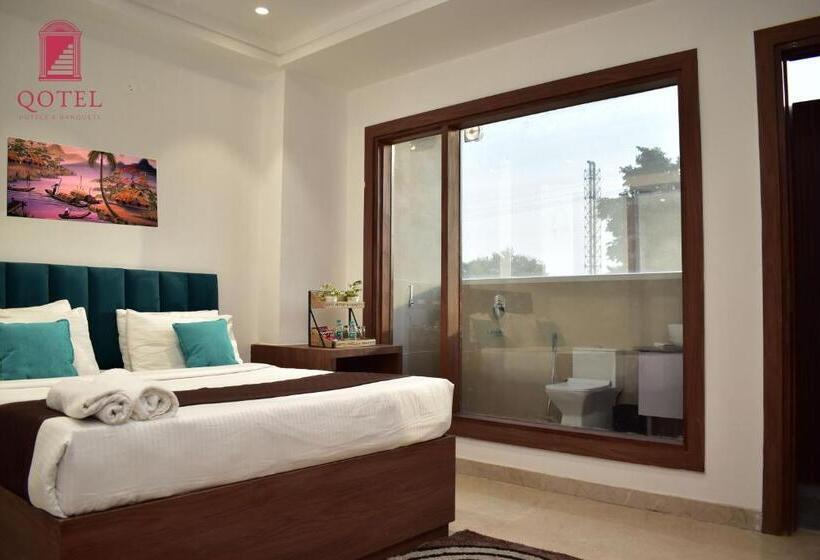 Pokój Deluxe z Balkonem, Qotel Hotel Signature Bnb Ashok Vihar