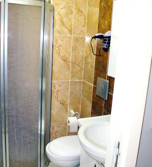 اتاق لوکس سه تخته, Avist Hotel Avcılar