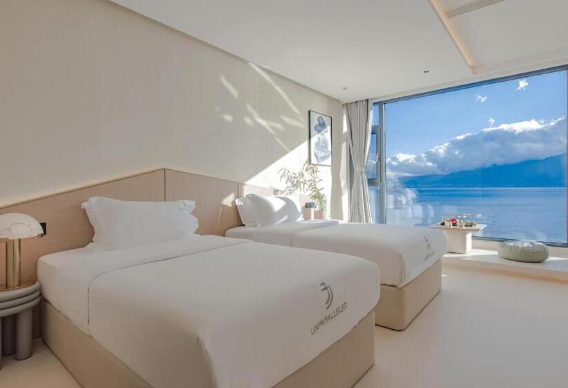 Номер Стандарт Вид на Озеро, Dali Oriental Seaview Hotel  Dali Erhai