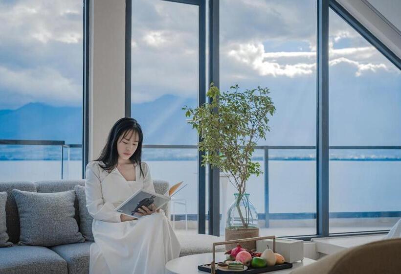 Люкс Повышенной Комфортности, Dali Oriental Seaview Hotel  Dali Erhai