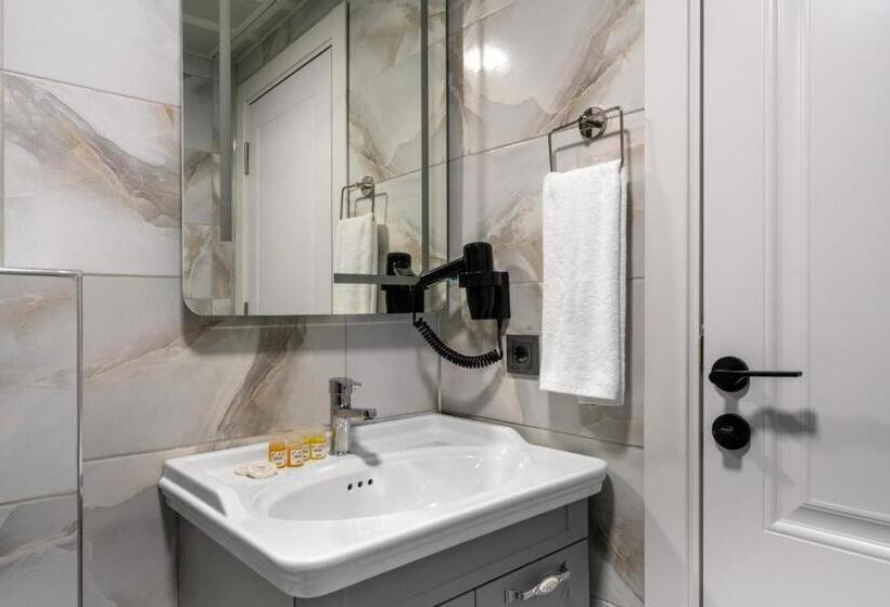 Номер Стандарт Трехместный, Rubby Hotel Kadıköy