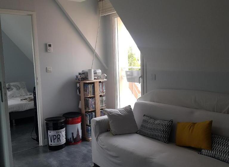 Номер Стандарт, Grande Chambre Entre Caen Et La Mer Chambre Terrasse Jardin Et Piscine