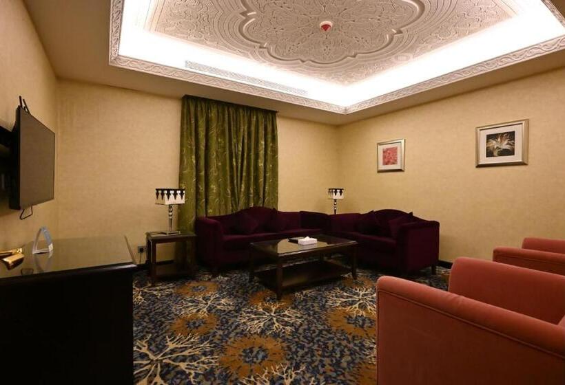 3 Bedroom Suite, Merkure Jeddah Al Hamraa