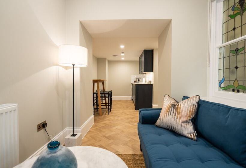 Family Suite, Old Abbey House