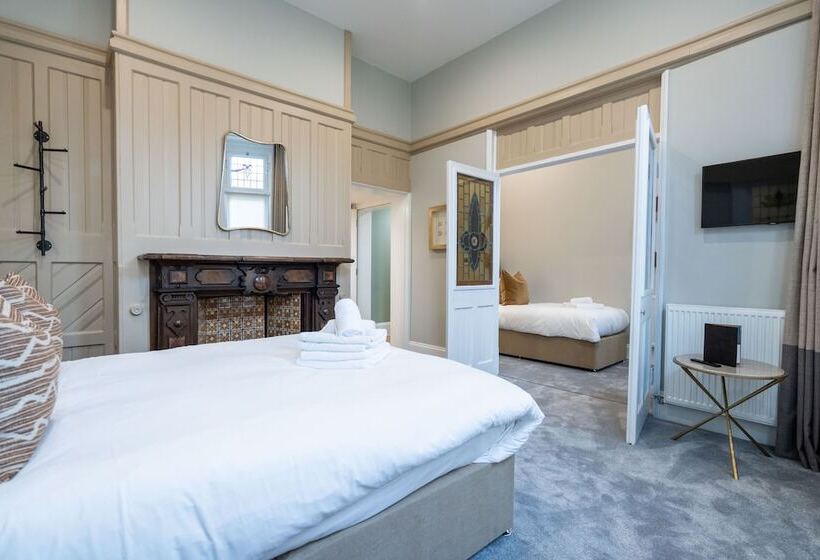 Family Suite, Old Abbey House