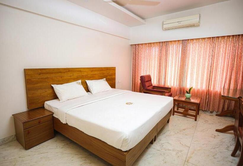 Номер Deluxe, Liwa Tower Hotel & Business Center