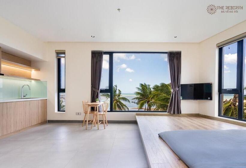 اتاق خانوادگی با چشم‌انداز دریا, The Rebirth Apartment Binh Chau Ho Tram