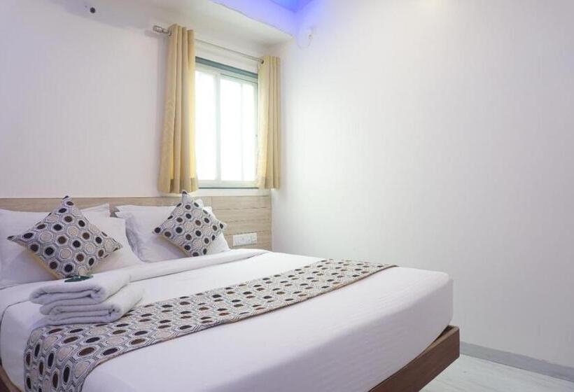 חדר דלוקס, Satkar Inn